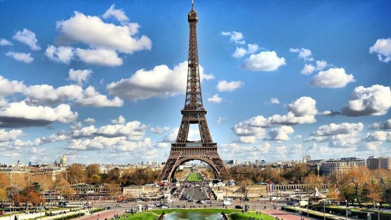 Lugares para você conhecer Paris de graça