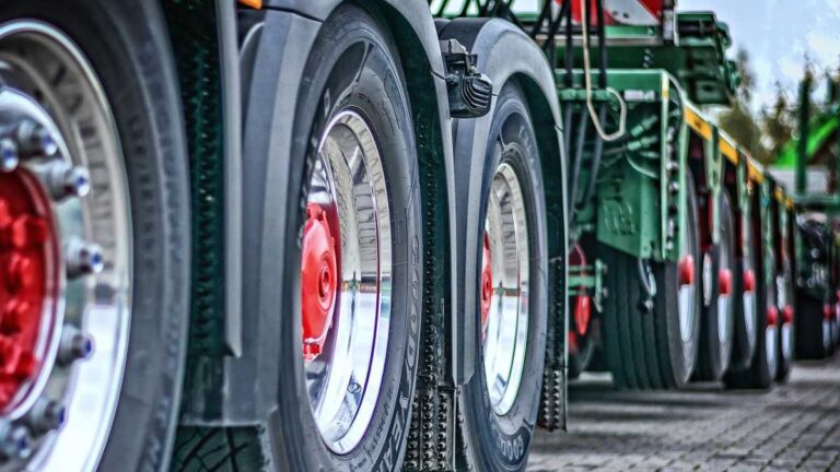 dicas para aumentar a durabilidade dos pneus para caminhão